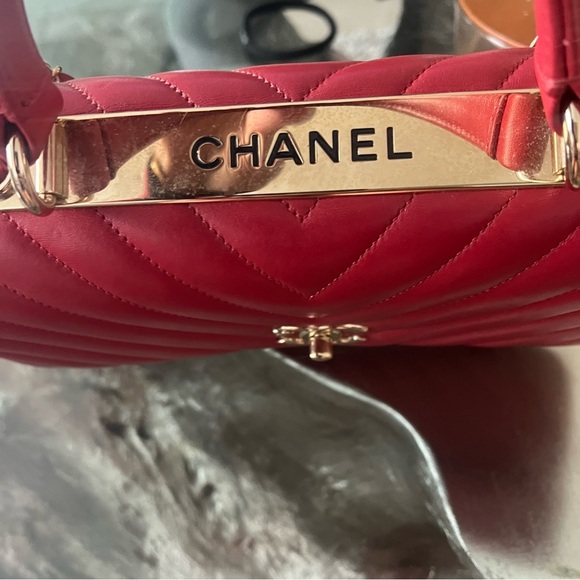 Chanel red trendy CC top handle shoulder bag - Picture 15 of 16